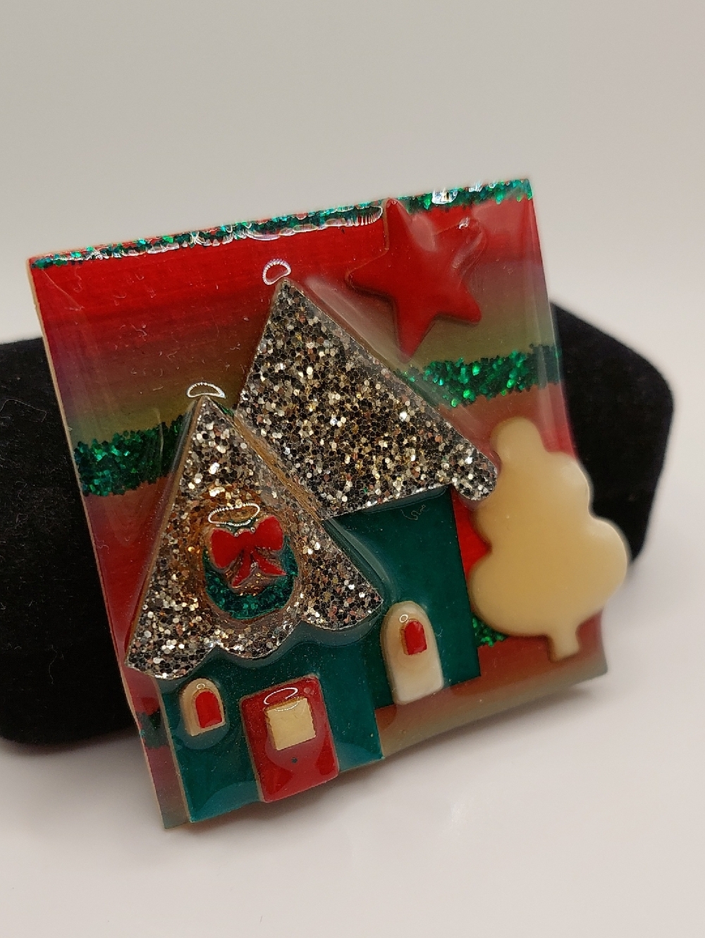House Pins By LUCINDA Vintage Holiday Christmas Glitter House  Pin